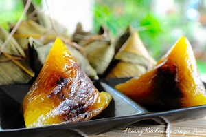 Red Bean Alkaline Water Dumplings Recipe / Kee Chang 红豆碱水粽 | Huang Kitchen