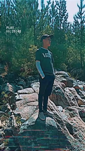 just a normal dj🥹😎