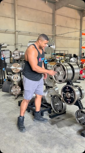 64K views · 4K reactions | O @bitelonatural aprovou e você vai ficar de fora ? Anilha de aço fundido PERSONALIZÁVEL , isso mesmo , você pode colocar sua LOGOMARCA fundida na anilha , simplesmente uma personalização PRA VIDA INTEIRA !!!! Aproveite porque somente a @techforcegym pode proporcionar um material para sua academia com uma exclusividade realmente única !!! Temos várias opções de cores , cromo e níquel !!! | Tech Force Gym | Facebook