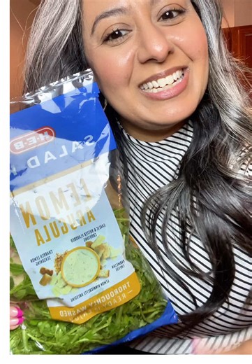 Delicious Lemon Arugula Salad from H-E-B Worth Trying