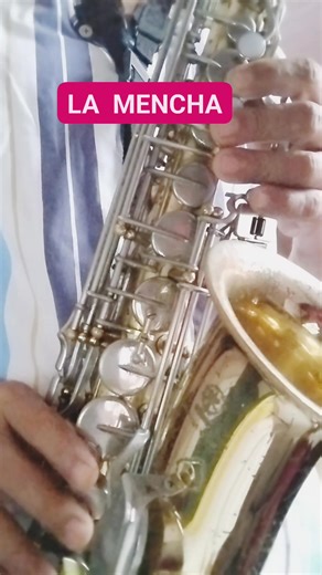 Saxofón Con Clase on Reels
