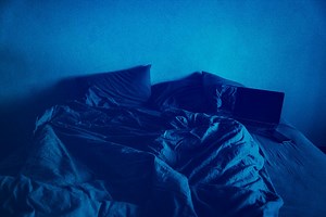 Boys, You Need to Burn Your Navy Blue Bed Sheets