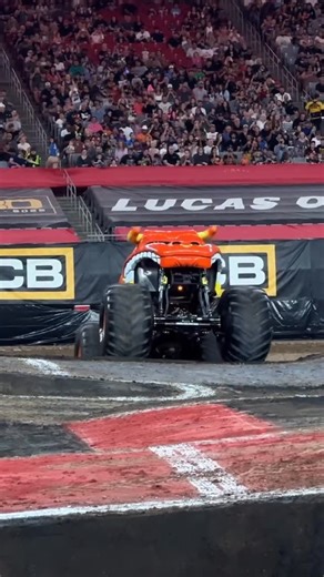 Robot Battle on Instagram: "Follow @robotsbattles for more such content"