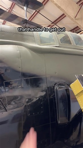 How the B-52 tail gunner bailed out at ‪@PimaAirSpaceMuseum‬ #b52 #pimaairandspacemuseum