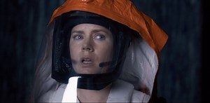 ‘Arrival’ Official Trailer: Amy Adams and Denis Villeneuve Make Alien Contact In Ambitious Sci-Fi Drama
