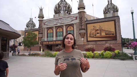 The Corn Palace - The Corniest Place in America - Simply Jocelyn