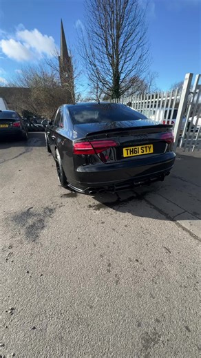 Experience the Fresh Clean Audi S8