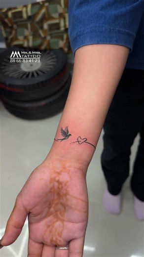 Name tattoo bracelet / mr and mrs art & gallery / #tattoo #nametattoo #tattooartist
