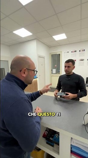 Hai il tuo iPhone rotto, danneggiato o con problemi tecnici?Nessun problema: ci pensa Lombardo Shop!