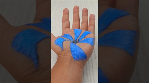 Impressive optical illusions to try at home.