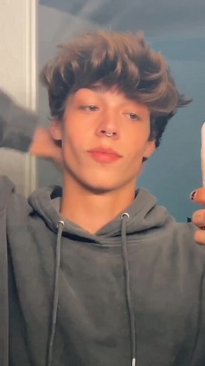 DIY Haircut Tutorial at Home