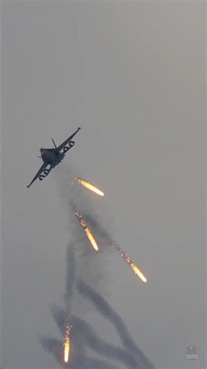 USA Ship Goes Up in Flames at Sea – WT Simulation! #shorts #short