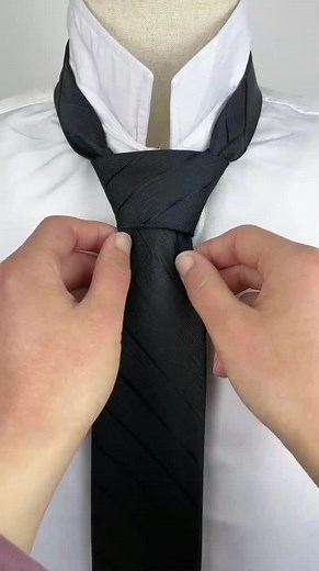 How to Tie a Knot on a Bracelet: Easy Tutorial