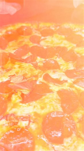 🍕🔥 POV: You just found the Michelangelo Pizza — hand-tossed, wood-fired, and dripping with that spicy hot honey magic. Sweet, spicy, crispy, melty perfection. 🍯🔥 One bite and you’ll get why we call it art you can eat. 🎨🍕 📍 Come taste the wet-fired vibes everyone’s talking about! — 📍 Oda Pizzeria Bistro 900 SW Pine Island Rd #102, Cape Coral, FL 33991 🌐 odapizzeriabistro.com 📞 (239) 402-8282 #MichelangeloPizza #HotHoneyPizza #CapeCoralEats #WoodFiredPizza #FoodieVibes #PizzaLovers #Spic