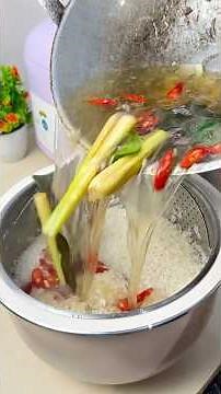 Ternyata gini cara simple bikin nasi liwet rice cooker #shortsvideo #nasiliwet