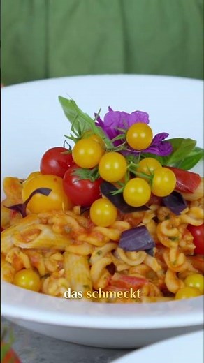 Fresh Tomato Sauce: Simple & Delicious for Your Pasta!