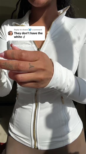 Stylish White Outfit Review: Size and Quality Insights