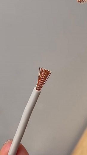 How to solder without soldering #tipsandtricks #Diy #tips #electric | Carla Melo Sousa | Facebook