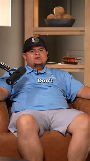 45 reactions | Don’t waste time writing a full business plan before you do this  Ask ChatGPT for a detailed SWOT analysis for your niche — strengths, weaknesses, opportunities, and threats. This ONE step will give you more clarity than most entrepreneurs ever get.  #entrepreneur #businessplan #chatgpt #startupadvice #newbusinessowner #newbusinessideas #aiforbusiness #chatgptprompts | Erick Villalba | Facebook