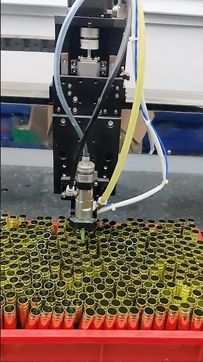 🤖 Precision in Action: Automatic Glue Dispensing at Gracedo! 🤖