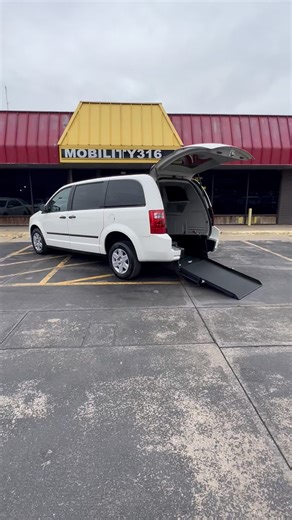 ADA Compliant Wheelchair Van-37k FREE Shipping-1 Year Warranty-New Tires $29,995!!