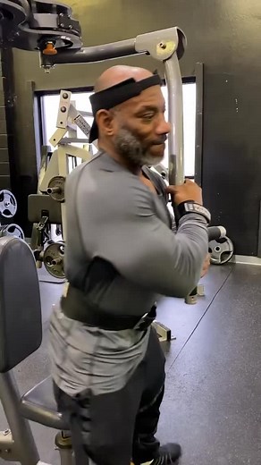 30K views · 2.8K reactions | Pump it up!!!  | Dexter Jackson | Facebook