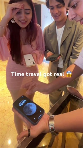 Comment ‘Time travel’ to learn the secret of real time travel #vinaymagic #real #timetraveller