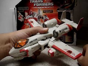 Transformers Universe Classics 2.0 Powerglide Review