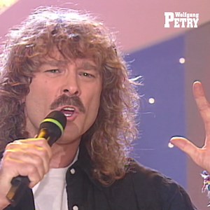 Augen zu und durch… 🎶🤩 Zum Video in voller Länge ►https://youtu.be/-hFtv8XuHo8 🎥 | Wolfgang Petry