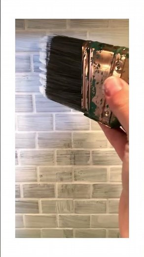 How To Paint Your Tile Backsplash #budgetdiy #diykitchenmakeover #diyhomeimprovement