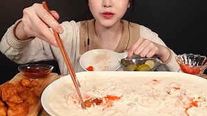 207K views · 5.7K reactions | SUB)Cream Pasta & Fried Chicken Mukbang ASMR Eating Sounds | Yummy Boki | Facebook