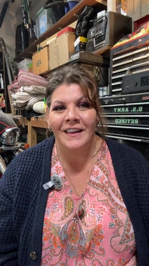 11K views · 305 reactions | Hellur babies, head to the porch!  It’s Cigarette Mom! #thanksgiving #cigarettemom #sarahbethterry #foryou #comedy #live #reels #fyp https://www.sarahbethterry.com/tour | Sarah Beth Terry | Facebook