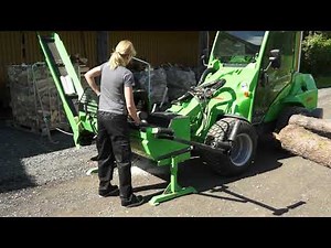 Avant Log Cutter/Splitter Attachment for Avant Mini Loader