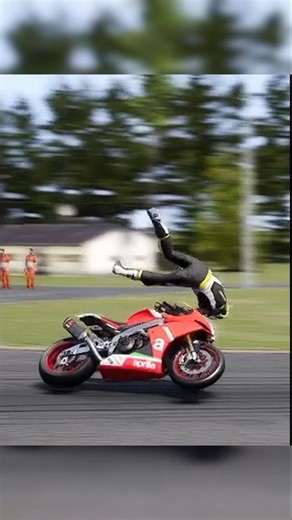 ⚠️ Beyond the Limit | Aprilia RSV4 Stoppie & High-Speed Ejection [衝撃の瞬間] 🛑