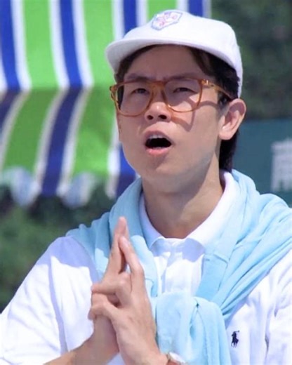 When a Hong Kong Teacher Breaks Physics at a School Sports Day 😂 #film#movie#shorts