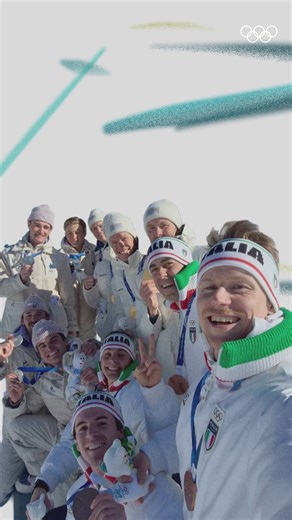 🤳 Selfie time! 🤩 'Say Cheese!' 📸 It has been another EPIC day of podiums at #MilanoCortina2026. #WinterOlympics #VictorySelfie #Olympics #OpenAlwaysWins Samsung | Olympics