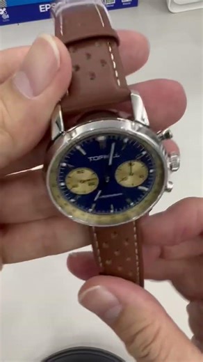 This TOPHILL watch has truly amazed me — it uses the Seagull ST1901 chronograph movement