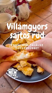 Villàmgyors sajtos rúd leveles tèsztàból. 👉🏻recept a hozzászólásoknál. Ennèl gyorsabbat és egyszerűbbet nem fogsz találni. Ráadásul a szilveszteri vacsora és pezsgő mellé is tökéletes választás. #recept #szilveszter #Szilveszter2025 #sajtos #karacsony | Newkitchen4you - Tudatos életmód - Receptek és Tippek