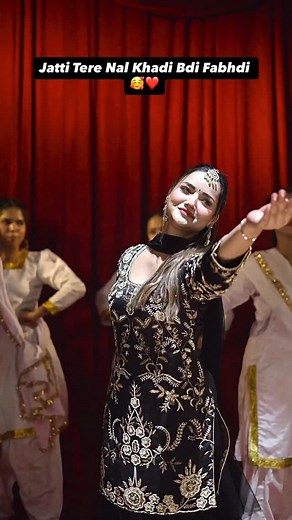 Bhaga Wali Aa Jo Tere Larh Lag Gyi 🥰❤️ . . #taurbanju #newpunjabisong #punjabisuit #punjabicouple | Annierana