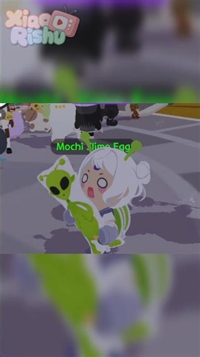 I Got An Alien Body Pillow👽 (🎮 Play Together)