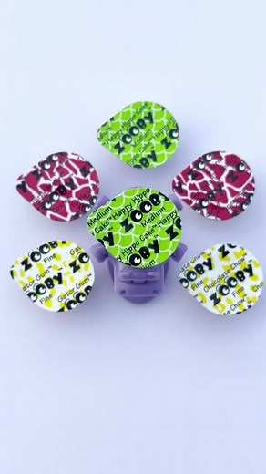 Zooby prophy paste is a yummy and adventurous experience for your pediatric patients! Here’s what you need to know ⬇️ 🔸 Six fun flavors: Gator gum, Happy Hippo Cake, Growlin’ Grrrape, Turtle Melon, Chocolate Chow, & Spearmint Safari 🔸 Gluten-Free 🔸 Made with Xylitol 🔸 Contains 1.23% fluoride 🔸 Designed for minimal splatter with great stain removal 🔸 Available in fine, medium, or coarse grit 🔸 Boxes can be the flavor of your choice or an assortment and each box includes an autoclavable ani