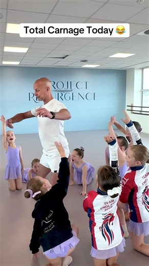 Today was absolutely crazy with our pre-associates @Project Resurgence as we discussed and practiced the most important aspects of the supporting leg on a pirouette… TURNED OUT ON A 3/4 POINTE. It’s becoming very fashionable in more modern styles of dance to turn on a low demi pointe, when this is a method used for other styles of sport where the demands of the performer are far more diverse and challenging than in technical dance. Heels close to, or actually on the floor have little to no deman