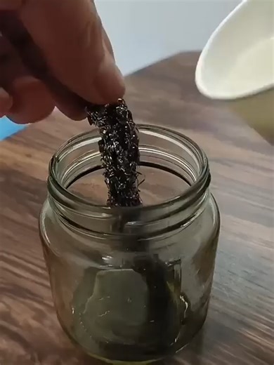 【非常用ロウソク自作超簡単！】ガラス瓶に3つを入れて点火するだけ！ #家庭小技 #非常時必須 #生活スキル