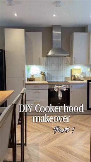 Nicky | DIY Budget Home Decor Inspo on Instagram: "I’ve wanted to hide this stainless steel cooker hood since the day we moved in! 🤢 So after being inspired by @home_across_the_swale I’ve finally got round to starting it…and boy it’s been a tough one for an amateur DIYer like me 😅 This will be a full DIY cooker hood makeover tutorial from start to finish with all the steps I took to box in our Bosch cooker hood using simple materials and basic tools. If you’ve been thinking about hiding your c