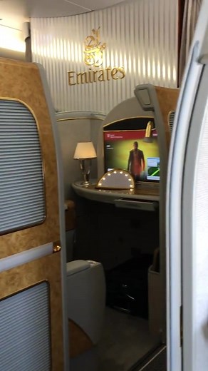 Luxury Experience: Emirates First Class on Airbus A380-800