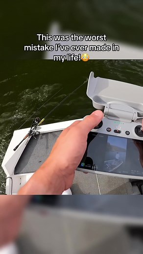 I couldn’t believe it!🤯 But it was definitely a catch of a lifetime!🙏 #fyp #fishing #fishtok #fishingtiktoks #fishinglife #fail #mistake #viral #blowthisup #xyzbca