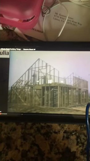 Classic Sesame Street film - building a house in fast motion