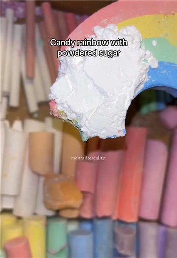 Candy rainbow with powdered sugar — DRAFT — I found this video from a couple of weeks ago and i thought someone might like it... maybe. #cs #chalk #crunchy #squeaks #candystick