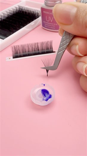 How To Make Lash Fans With Blooming Glue Cup?