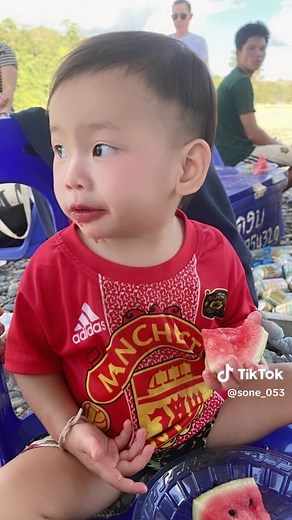 sone_053 (@sone_053)’s videos with รอยจูบบนฝ่าเท้า - Tontan89